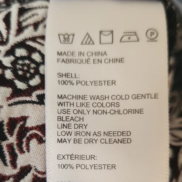 Urban Outfitters Women's Gray Red Juliet Cropped Victorian Jacquard Pants Size 2 - Picture 3 of 12